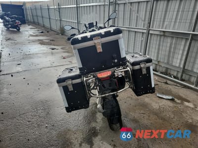Czwarte zdjęcie samochodu z boku: 2017 BMW R1200 GS VIN:WB10A6108HZ656241 - miniatura