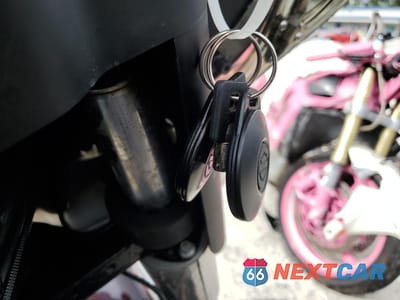 Zdjęcie 8 z 9 samochodu: 2006 HARLEY-DAVIDSON FLHTCUI VIN:1HD1FCW106Y651402 - miniatura