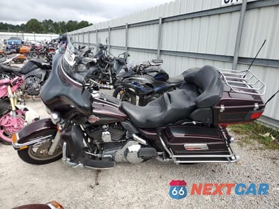 Trzecie zdjęcie samochodu z tyłu: 2006 HARLEY-DAVIDSON FLHTCUI VIN:1HD1FCW106Y651402 - miniatura