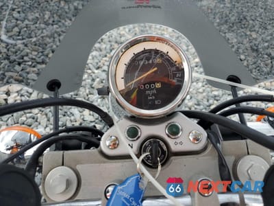 Zdjęcie 7 z 9 samochodu: 2003 SUZUKI GZ250 VIN:VTTNJ48A532100107 - miniatura