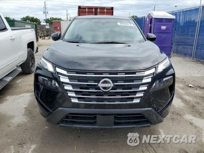 Piąte zdjęcie samochodu w środku: 2025 NISSAN ROGUE SV VIN:5N1BT3BA7SC770748 - miniatura