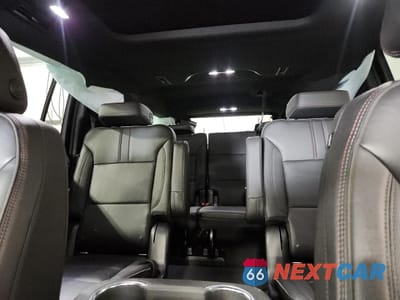 Zdjęcie 10 z 15 samochodu: 2022 CHEVROLET SUBURBAN K1500 RST VIN:1GNSKEKD2NR107996 - miniatura