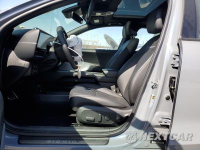 Zdjęcie 7 z 14 samochodu: 2025 HYUNDAI IONIQ 6 LIMITED VIN:KMHM54AA6SA088742 - miniatura