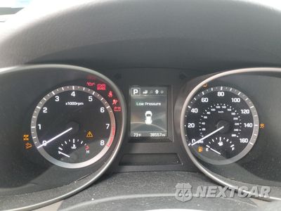 Zdjęcie 9 z 13 samochodu: 2018 HYUNDAI SANTA FE SE VIN:KM8SMDHF8JU262397 - miniatura