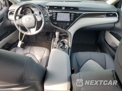 Zdjęcie 8 z 13 samochodu: 2018 TOYOTA CAMRY L VIN:4T1B11HK0JU058066 - miniatura