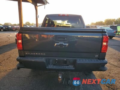 Zdjęcie 6 z 12 samochodu: 2018 CHEVROLET SILVERADO K1500 LT VIN:3GCUKREC3JG299046 - miniatura