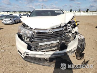 Piąte zdjęcie samochodu w środku: 2016 TOYOTA HIGHLANDER XLE VIN:5TDJKRFH7GS318656 - miniatura
