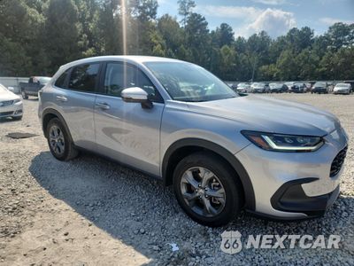 Czwarte zdjęcie samochodu z boku: 2026 HONDA HR-V LX VIN:3CZRZ1H37TM709201 - miniatura