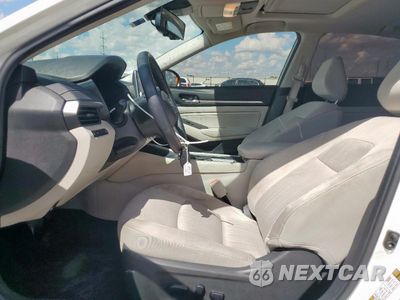 Zdjęcie 7 z 15 samochodu: 2019 NISSAN ALTIMA SV VIN:1N4BL4DV5KC216527 - miniatura