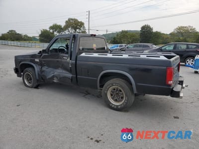 Drugie zdjęcie samochodu z przodu: 1988 CHEVROLET S TRUCK S10 VIN:1GCBS14E3J8159354 - miniatura