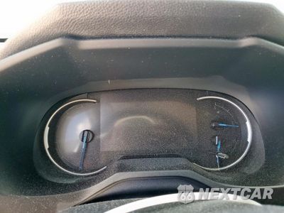 Zdjęcie 9 z 14 samochodu: 2024 TOYOTA RAV4 XLE PREMIUM VIN:JTMB6RFV6RD557077 - miniatura