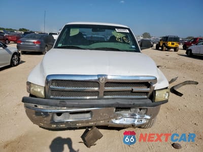 Piąte zdjęcie samochodu w środku: 1999 DODGE RAM 2500 VIN:1B7KC2364XJ596293 - miniatura