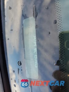 Zdjęcie 12 z 12 samochodu: 1997 FORD THUNDERBIRD LX VIN:1FALP62W5VH112000 - miniatura
