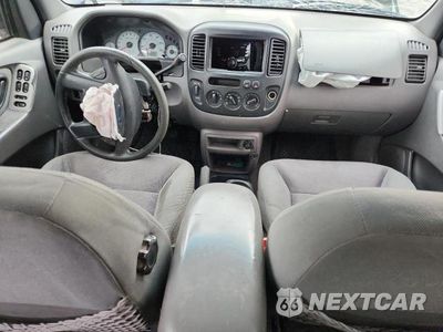 Zdjęcie 8 z 14 samochodu: 2002 FORD ESCAPE XLT VIN:1FMYU04102KB56858 - miniatura