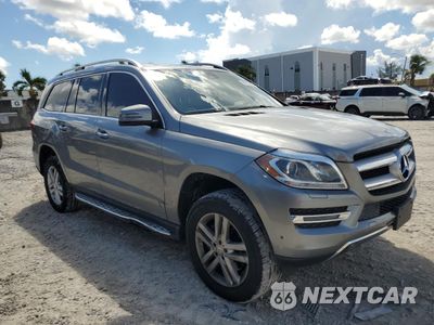 Czwarte zdjęcie samochodu z boku: 2015 MERCEDES-BENZ GL 450 4MATIC VIN:4JGDF6EE3FA601909 - miniatura