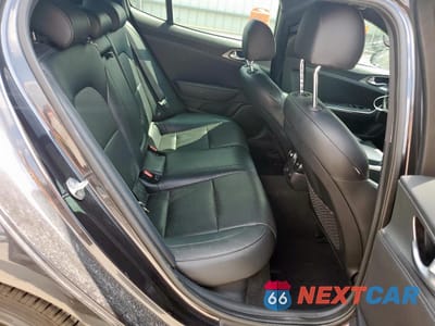 Zdjęcie 10 z 14 samochodu: 2019 KIA STINGER GT VIN:KNAE35LC9K6059531 - miniatura