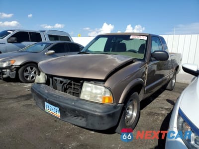 2002 GMC SONOMA 1GTCS195328124683 - główne zdjęcie licytacji z USA - miniatura