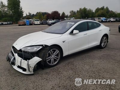2015 TESLA MODEL S 5YJSA1E10FF104415 - główne zdjęcie licytacji z USA - miniatura