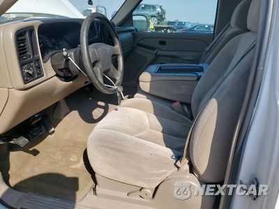 Zdjęcie 7 z 14 samochodu: 2004 CHEVROLET SILVERADO C1500 VIN:1GCEC14T84Z266584 - miniatura
