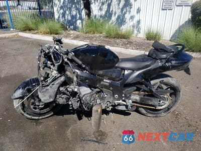 Trzecie zdjęcie samochodu z tyłu: 2024 SUZUKI GSX1300 RR VIN:JS1EJ11B5R7100960 - miniatura