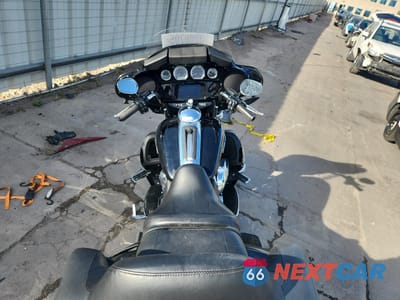 Zdjęcie 6 z 9 samochodu: 2019 HARLEY-DAVIDSON FLHTK VIN:1HD1KEF13KB676167 - miniatura