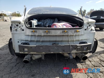 Zdjęcie 6 z 12 samochodu: 2017 INFINITI Q60 PREMIUM VIN:JN1EV7EK5HM363136 - miniatura