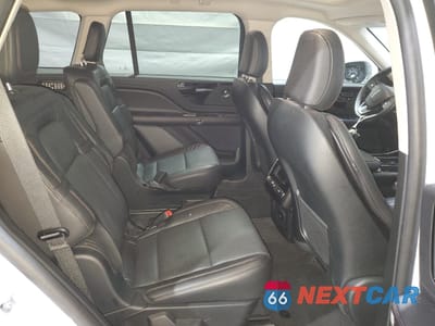 Zdjęcie 11 z 16 samochodu: 2023 LINCOLN AVIATOR RESERVE VIN:5LM5J7XC9PGL22920 - miniatura