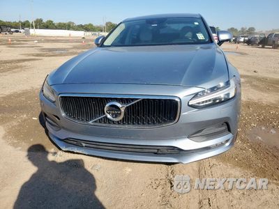 Piąte zdjęcie samochodu w środku: 2018 VOLVO S90 T6 MOMENTUM VIN:LVY992MK0JP006239 - miniatura