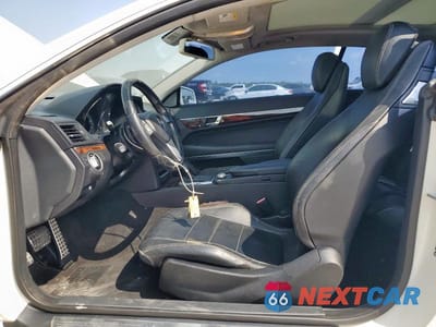 Zdjęcie 7 z 13 samochodu: 2012 MERCEDES-BENZ E 350 VIN:WDDKJ5KBXCF177275 - miniatura