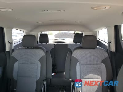 Zdjęcie 10 z 16 samochodu: 2021 BUICK ENCLAVE PREFERRED VIN:5GAERAKW4MJ244173 - miniatura