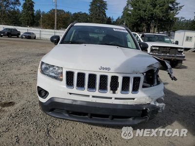 Piąte zdjęcie samochodu w środku: 2016 JEEP COMPASS SPORT VIN:1C4NJDBB3GD779891 - miniatura
