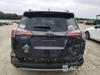 Zdjęcie 6 z 14 samochodu: 2017 TOYOTA RAV4 XLE VIN:JTMRFREV2HJ172955 - miniatura