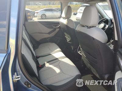 Zdjęcie 10 z 15 samochodu: 2019 SUBARU FORESTER PREMIUM VIN:JF2SKAGC6KH421106 - miniatura