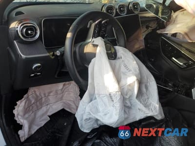 Zdjęcie 8 z 14 samochodu: 2023 MERCEDES-BENZ GLC 300 4MATIC VIN:W1NKM4HB0PU029259 - miniatura