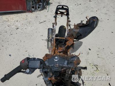 Piąte zdjęcie samochodu w środku: 2009 KAWASAKI EX500 D VIN:JKAEXVD159A114935 - miniatura