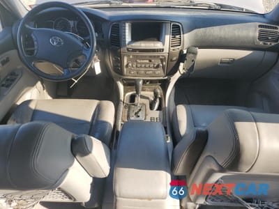 Zdjęcie 8 z 12 samochodu: 2003 TOYOTA LAND CRUISER VIN:JTEHT05J732031696 - miniatura