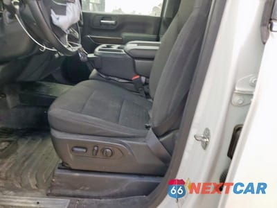 Zdjęcie 7 z 12 samochodu: 2023 GMC SIERRA K2500 SLE VIN:1GT29MEY7PF205911 - miniatura