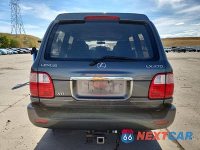 Zdjęcie 6 z 13 samochodu: 2002 LEXUS LX 470 VIN:JTJHT00W323515457 - miniatura