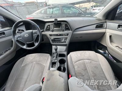 Zdjęcie 9 z 11 samochodu: 2016 HYUNDAI SONATA SE VIN:5NPE24AF7GH340978 - miniatura