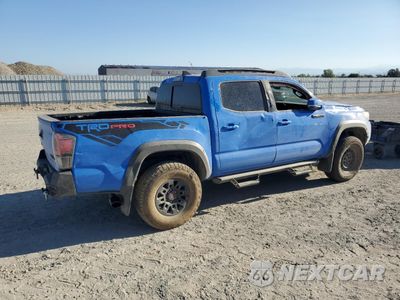 Trzecie zdjęcie samochodu z tyłu: 2019 TOYOTA TACOMA DOUBLE CAB VIN:5TFCZ5AN4KX186243 - miniatura