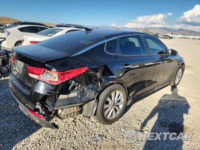 Trzecie zdjęcie samochodu z tyłu: 2018 KIA OPTIMA LX VIN:5XXGT4L31JG254870 - miniatura
