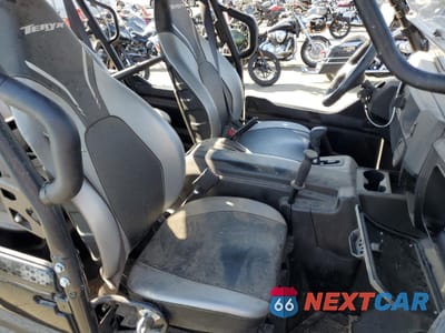 Piąte zdjęcie samochodu w środku: 2024 KAWASAKI KRT800 J VIN:JKBRTCJ17RB509811 - miniatura