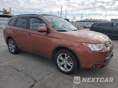 Czwarte zdjęcie samochodu z boku: 2015 MITSUBISHI OUTLANDER SE VIN:JA4AD3A39FZ010270 - miniatura