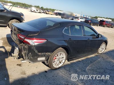 Trzecie zdjęcie samochodu z tyłu: 2018 TOYOTA CAMRY L VIN:4T1B11HK0JU124213 - miniatura