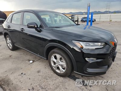 Czwarte zdjęcie samochodu z boku: 2025 HONDA HR-V LX VIN:3CZRZ2H32SM794291 - miniatura