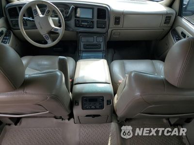 Zdjęcie 8 z 13 samochodu: 2003 GMC YUKON DENALI VIN:1GKEK63U73J332778 - miniatura