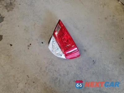 Zdjęcie 12 z 13 samochodu: 2003 TOYOTA AVALON VIN:4T1BF28B83U279635 - miniatura