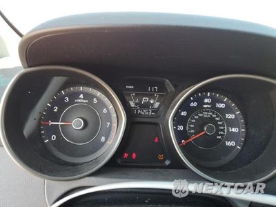 Zdjęcie 9 z 12 samochodu: 2016 HYUNDAI ELANTRA SE VIN:5NPDH4AE9GH710233 - miniatura