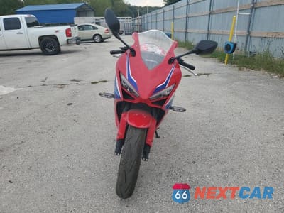 Drugie zdjęcie samochodu z przodu: 2024 HONDA CBR650 R VIN:MLHRH1559R5001459 - miniatura