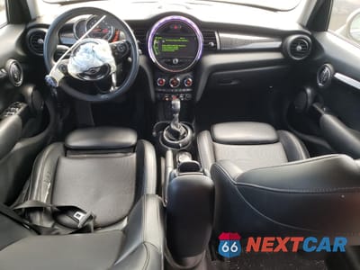 Zdjęcie 8 z 12 samochodu: 2016 MINI COOPER S VIN:WMWXU3C59G2D27622 - miniatura
